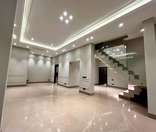 Bathroom 01