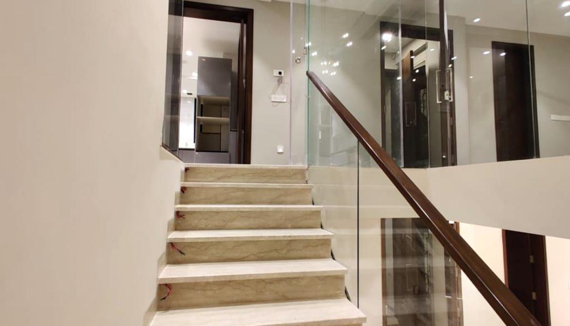 Bathroom 01