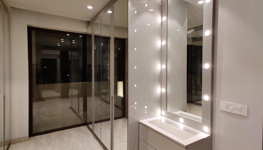 Bathroom 01